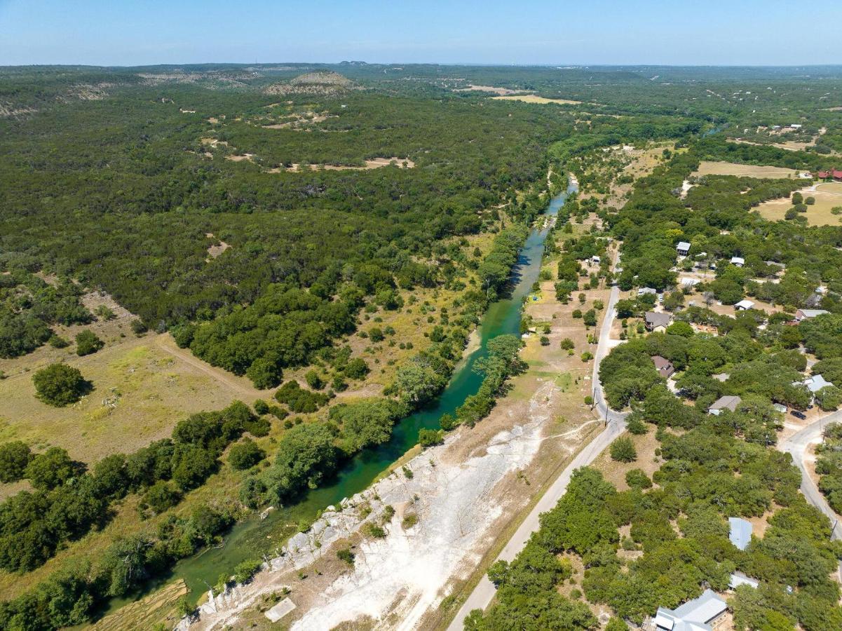 Kickin Back Villa Wimberley Exterior photo